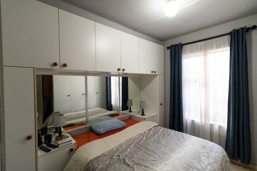 1 Bedroom Property for Sale in Sandbaai Western Cape